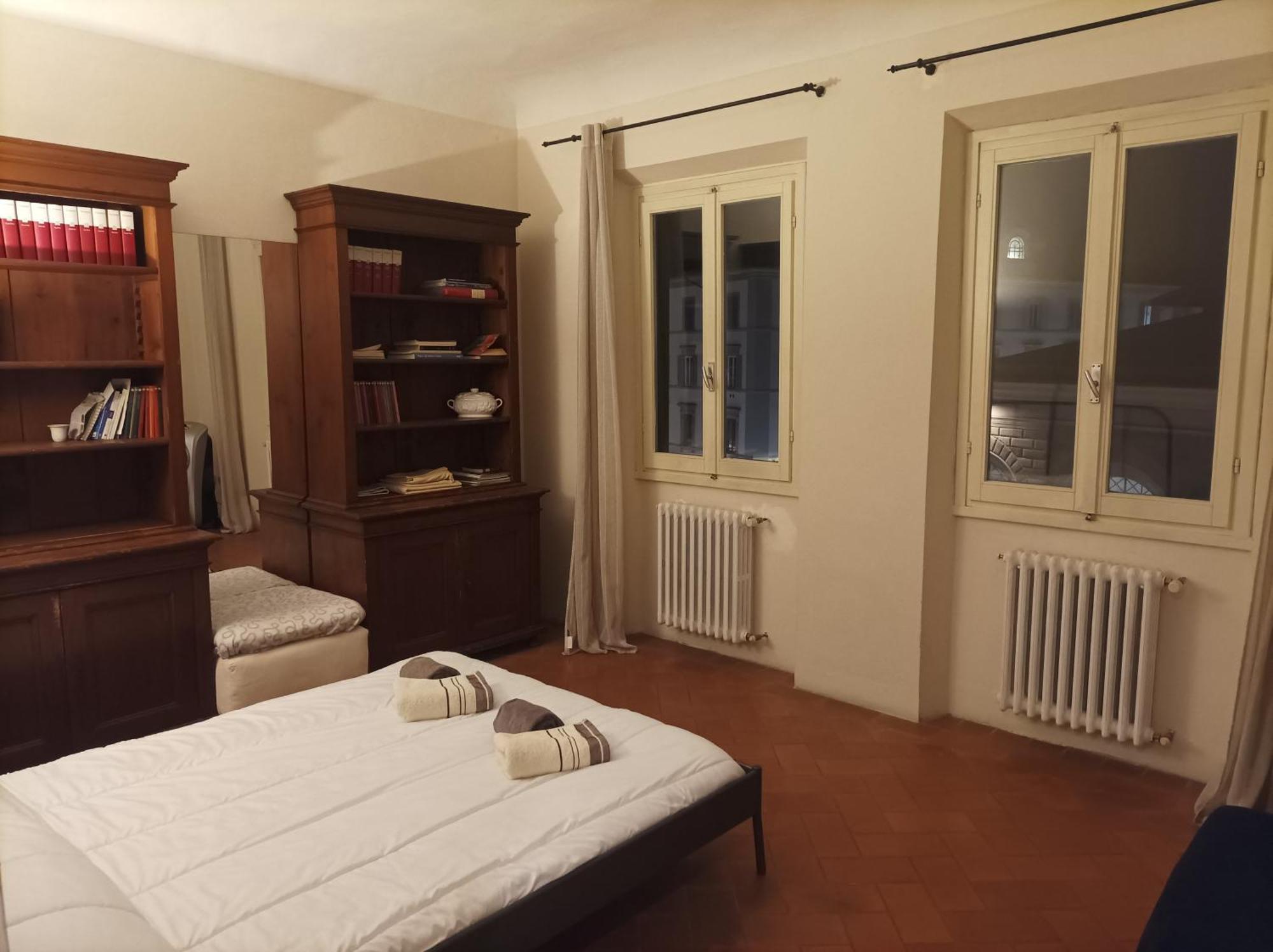 Panoramic Suite Near Duomo And Station Florencia Exterior foto