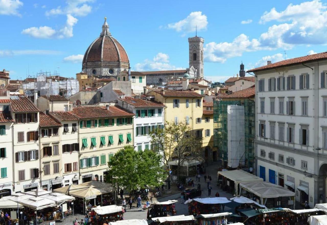 Panoramic Suite Near Duomo And Station Florencia Exterior foto